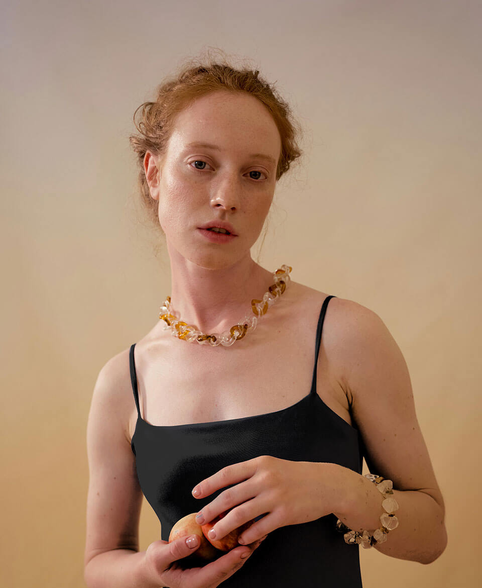 Home img 05 a black.jpg